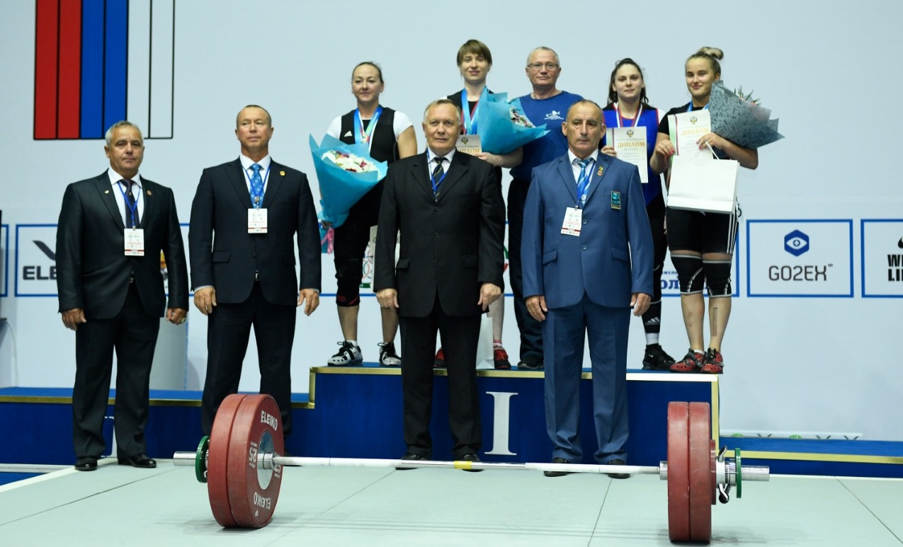 9 золотых медалей по итогам чемпионата России по тяжелой атлетике